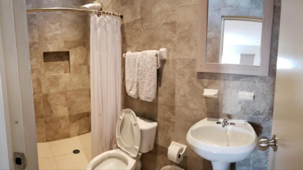 سيوداد فاليس Habitaciones Boulevard المظهر الخارجي الصورة
